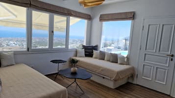 Signature Suite with Outdoor Hot Tub and Sea View | Zona de estar