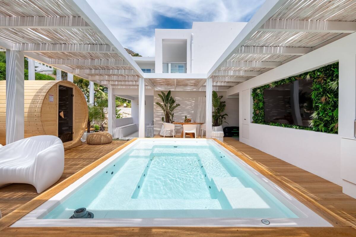 Suite, Garden View | Terrace/patio