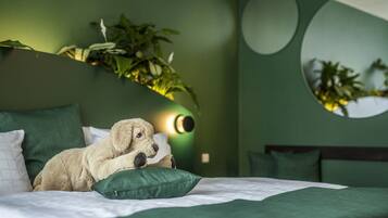 Premium bedding, blackout curtains, free WiFi, bed sheets