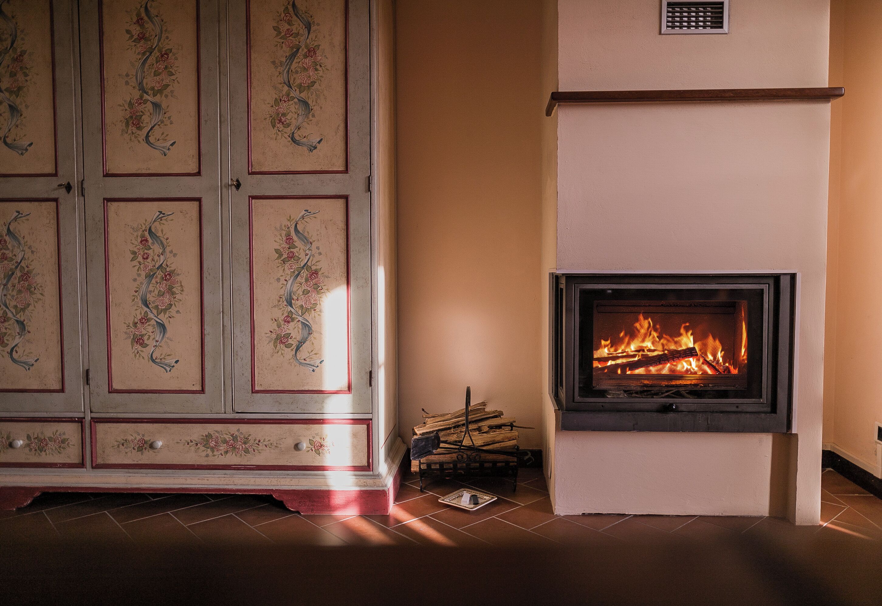 panoramic room | 1 bedroom, down duvets, minibar, blackout curtains