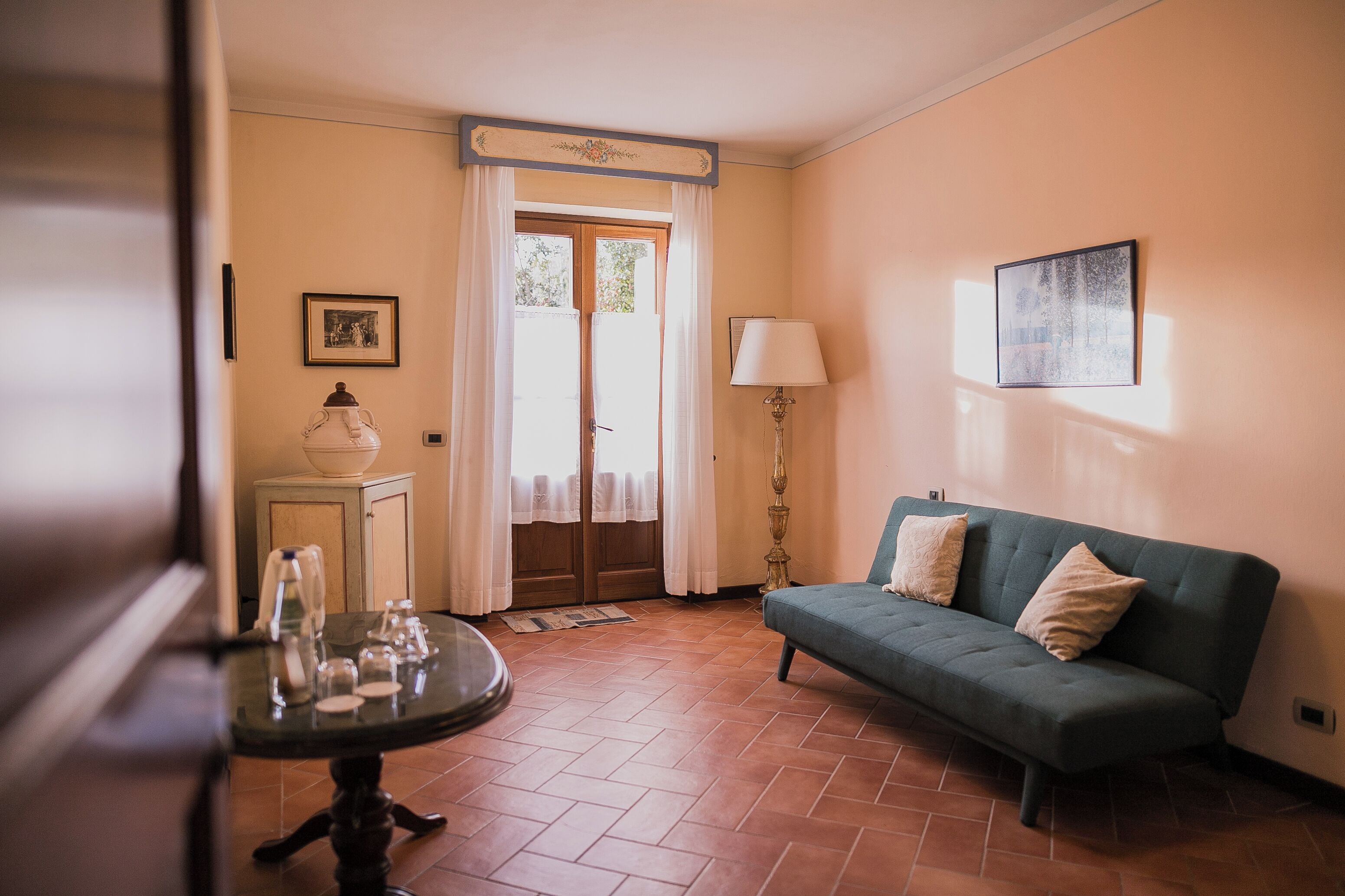 panoramic room | 1 bedroom, down duvets, minibar, blackout curtains