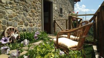 Premium-Suite, 1 Queen-Bett, Parkblick, zum Garten hin (Garden Spa) | Terrasse/Patio