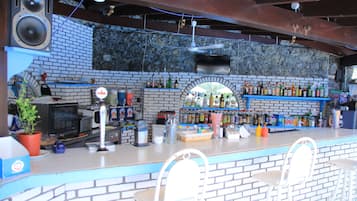 Bar (en la propiedad)