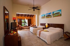 In-room safe, iron/ironing board, free WiFi, bed sheets - Hacienda Misné (Mérida)