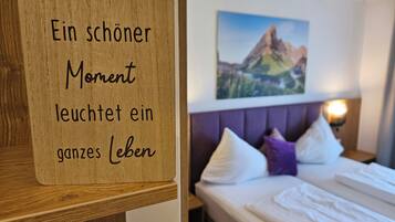 Doppelzimmer (AUSZEIT) | Zimmersafe, Bettwäsche