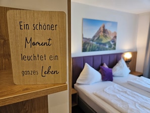 Habitación doble (AUSZEIT) | Caja fuerte y ropa de cama