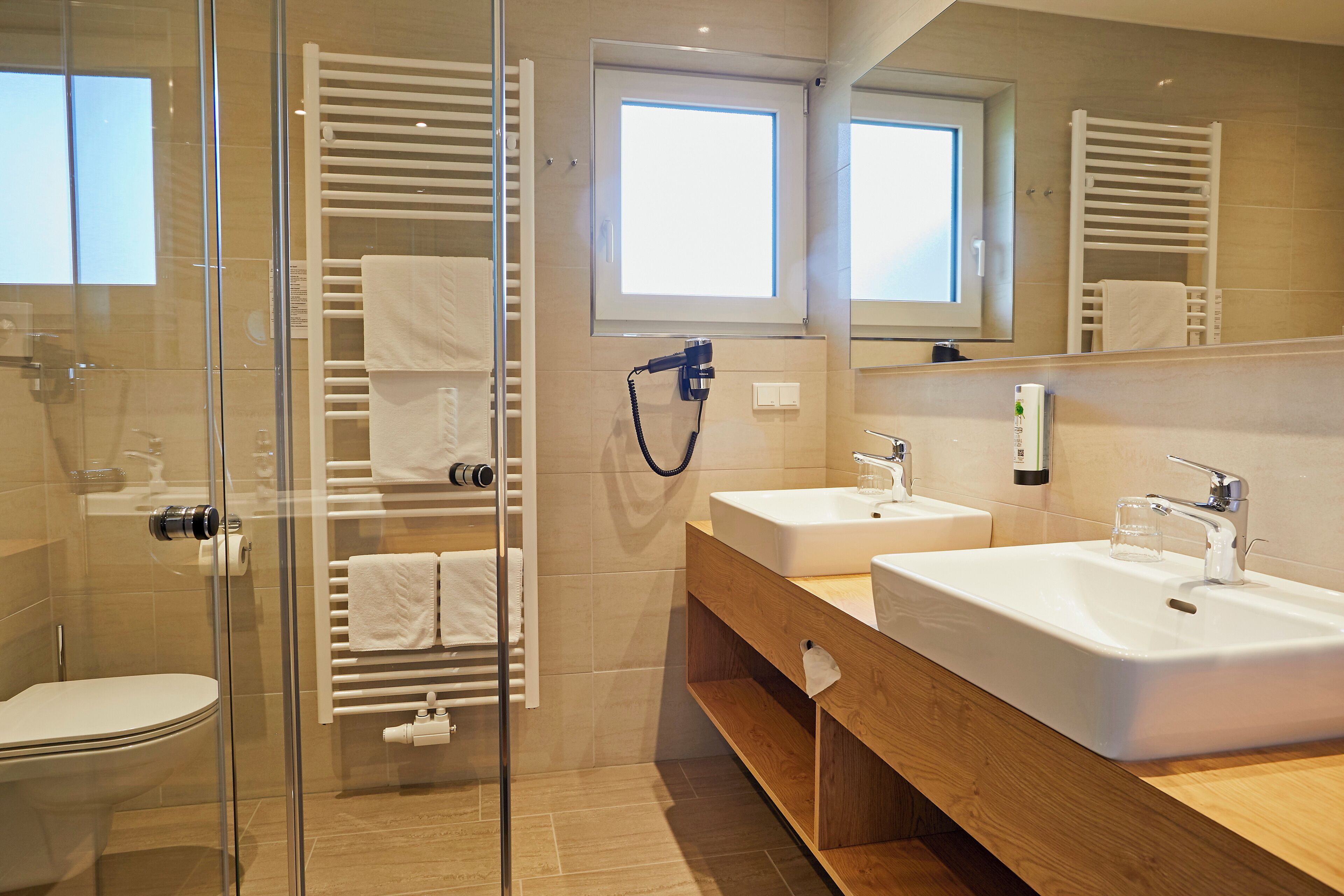 family room (ferienlust) | 1 bedroom, in-room safe, bed sheets