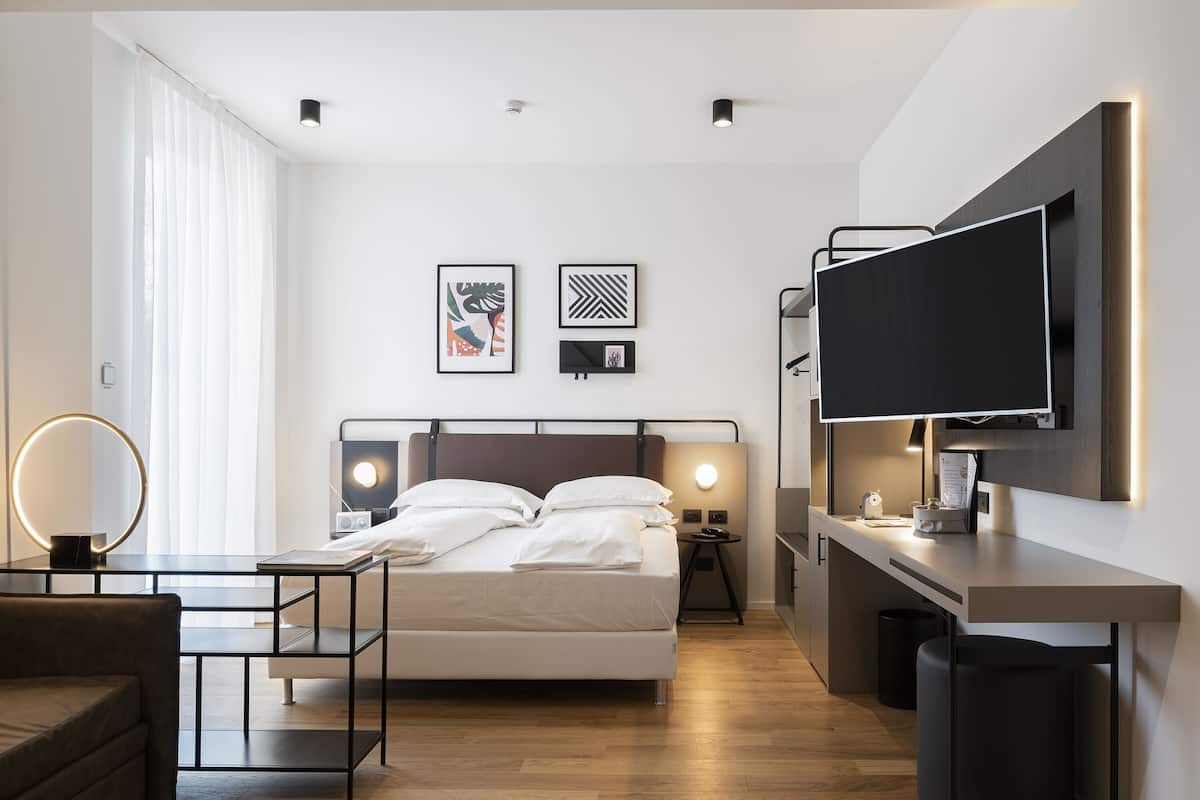 Literie de qualité supérieure, couette en duvet d'oie, minibar