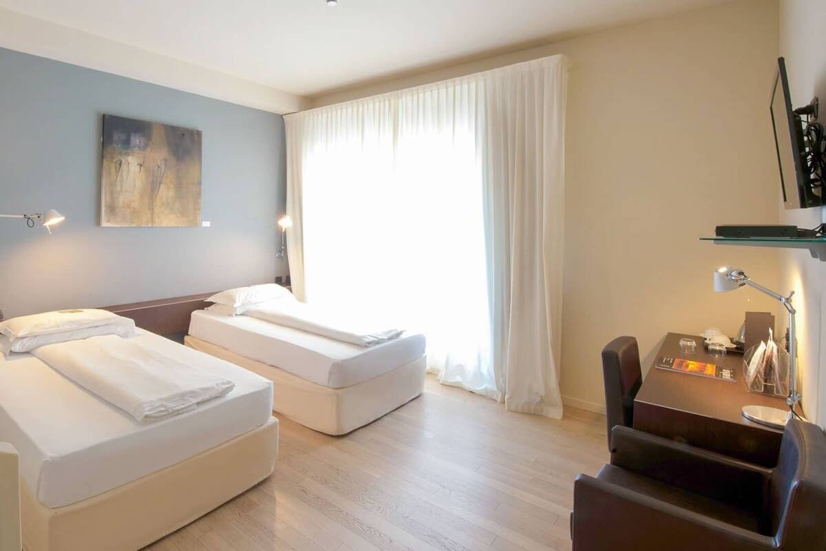 Literie de qualité supérieure, couette en duvet d'oie, minibar