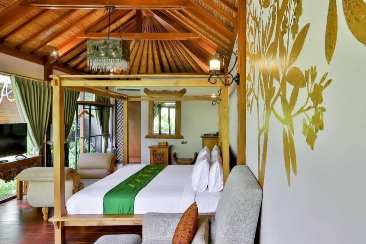 Bộ đồ giường cao cấp, minibar với thức uống miễn phí