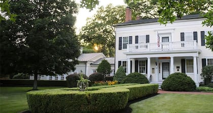 The Bykenhulle House