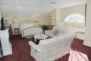 Kamar, kamar mandi pribadi (Ellen Marie) | Meja kerja dan Wi-Fi gratis