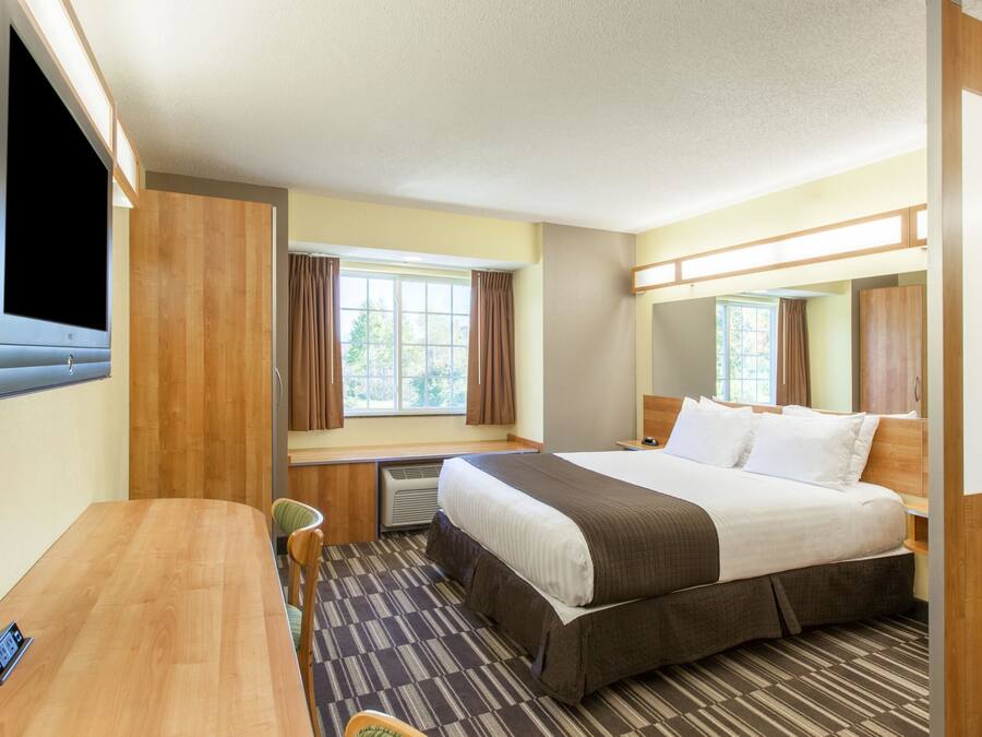 Premium bedding, pillow-top beds, desk, iron/ironing board