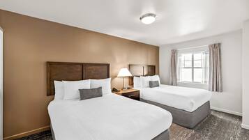 1 Schlafzimmer, hochwertige Bettwaren, Daunenbettdecken