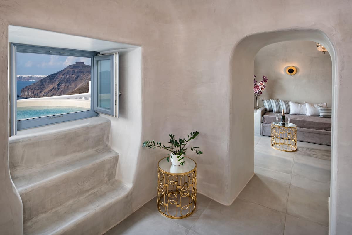 Cave Suite with Outdoor Hot Tub | Italienske Frette-laken, sengetøy av topp kvalitet og memory foam-senger