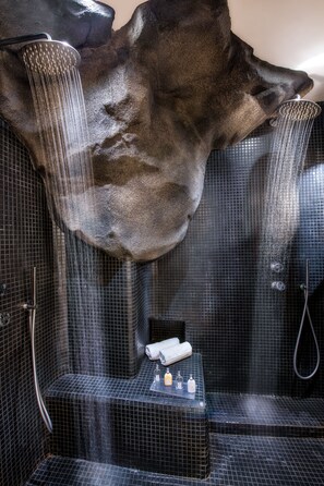 Bathroom - Athina Luxury Suites (Santorini)