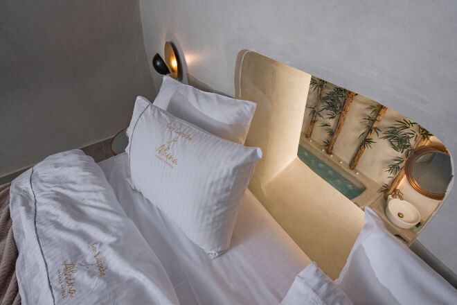 Frette Italian sheets, premium bedding, memory foam beds, minibar