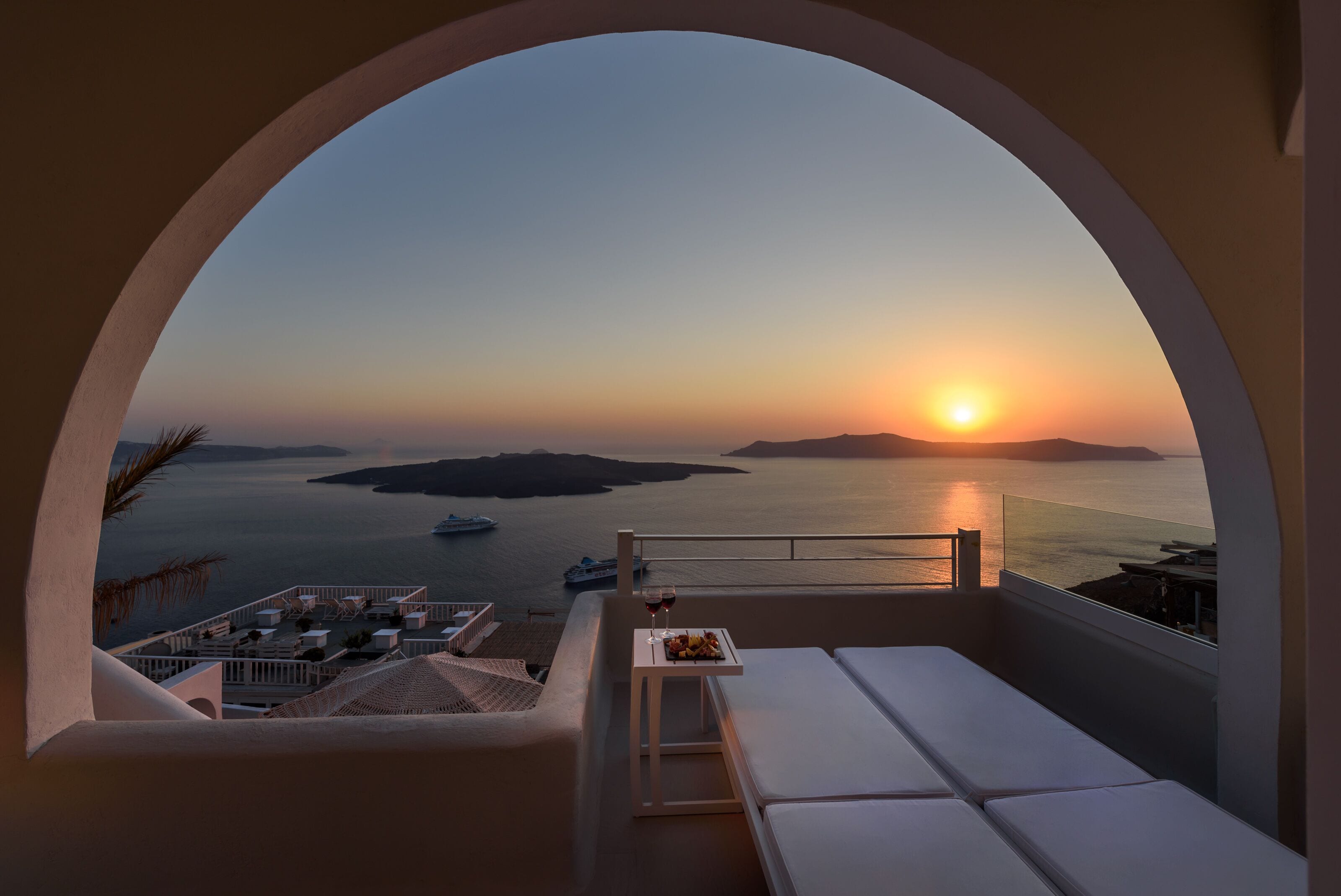 Suite Studio Sénior, 1 grand lit, vue mer | Bain à remous extérieur