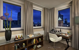 Signature Suite | Minibar (free items), in-room safe, desk, laptop workspace