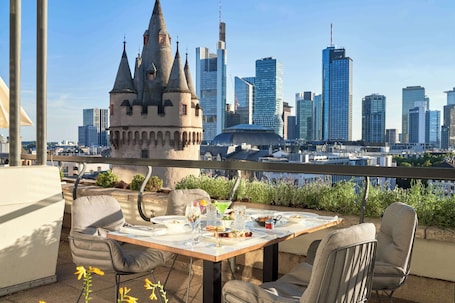 Exterior. Flemings Selection Hotel Frankfurt-City