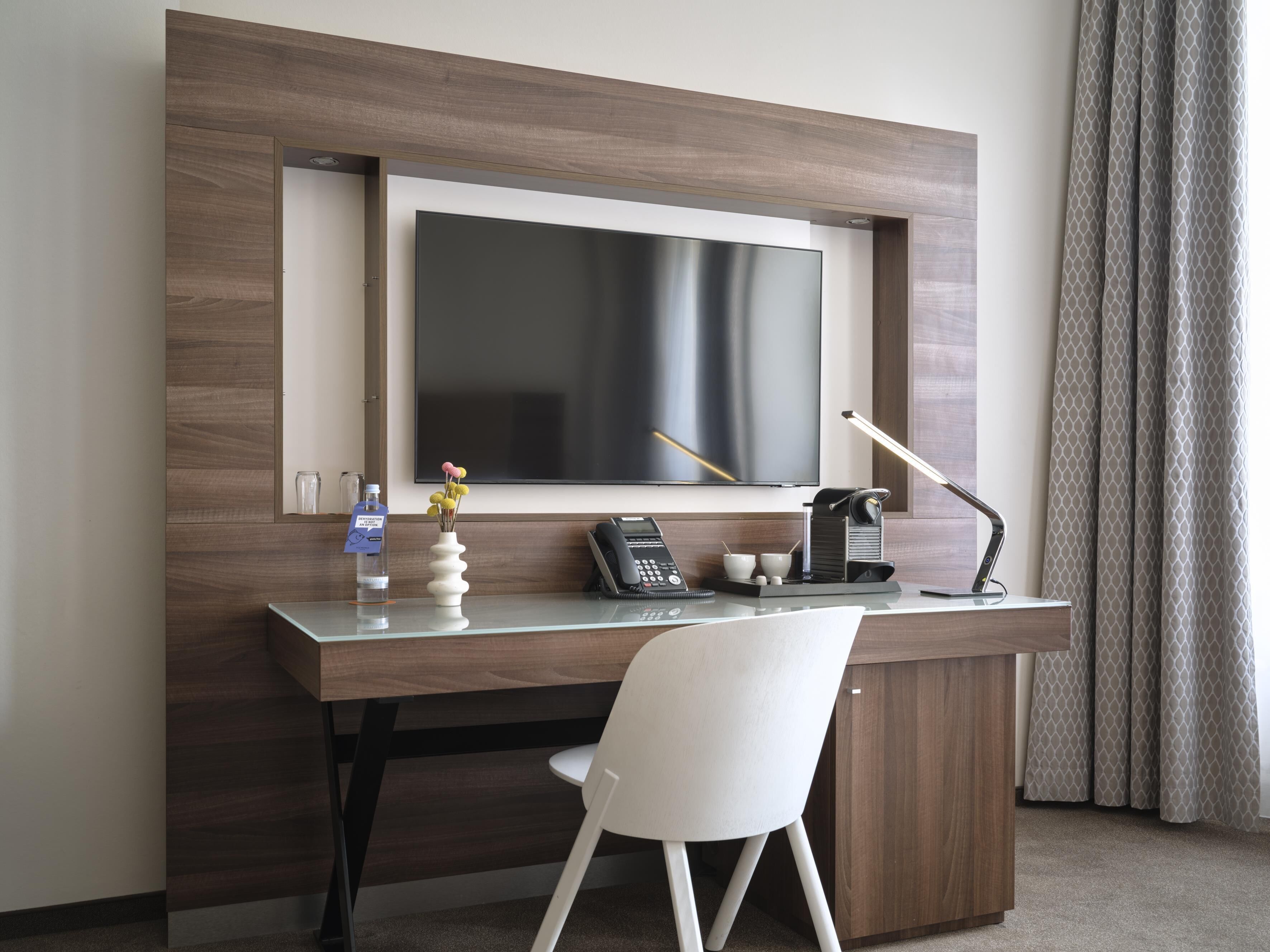 superior plus twin room | room amenity