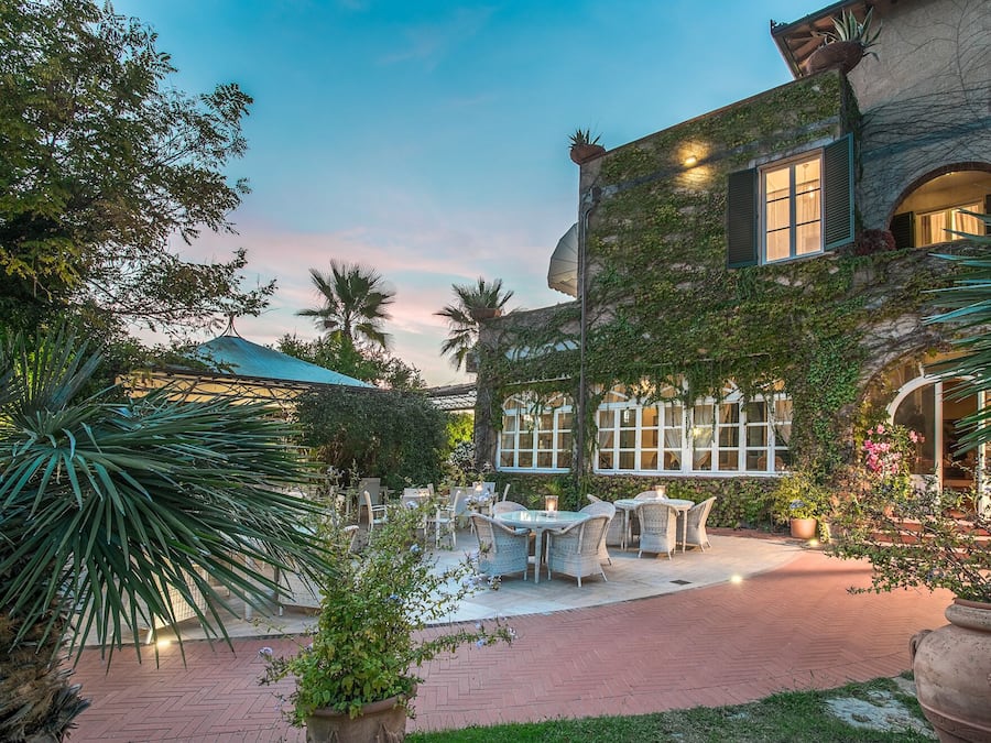 Front of property - evening/night