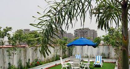 Lemon Tree Hotel, East Delhi Mall, Kaushambi