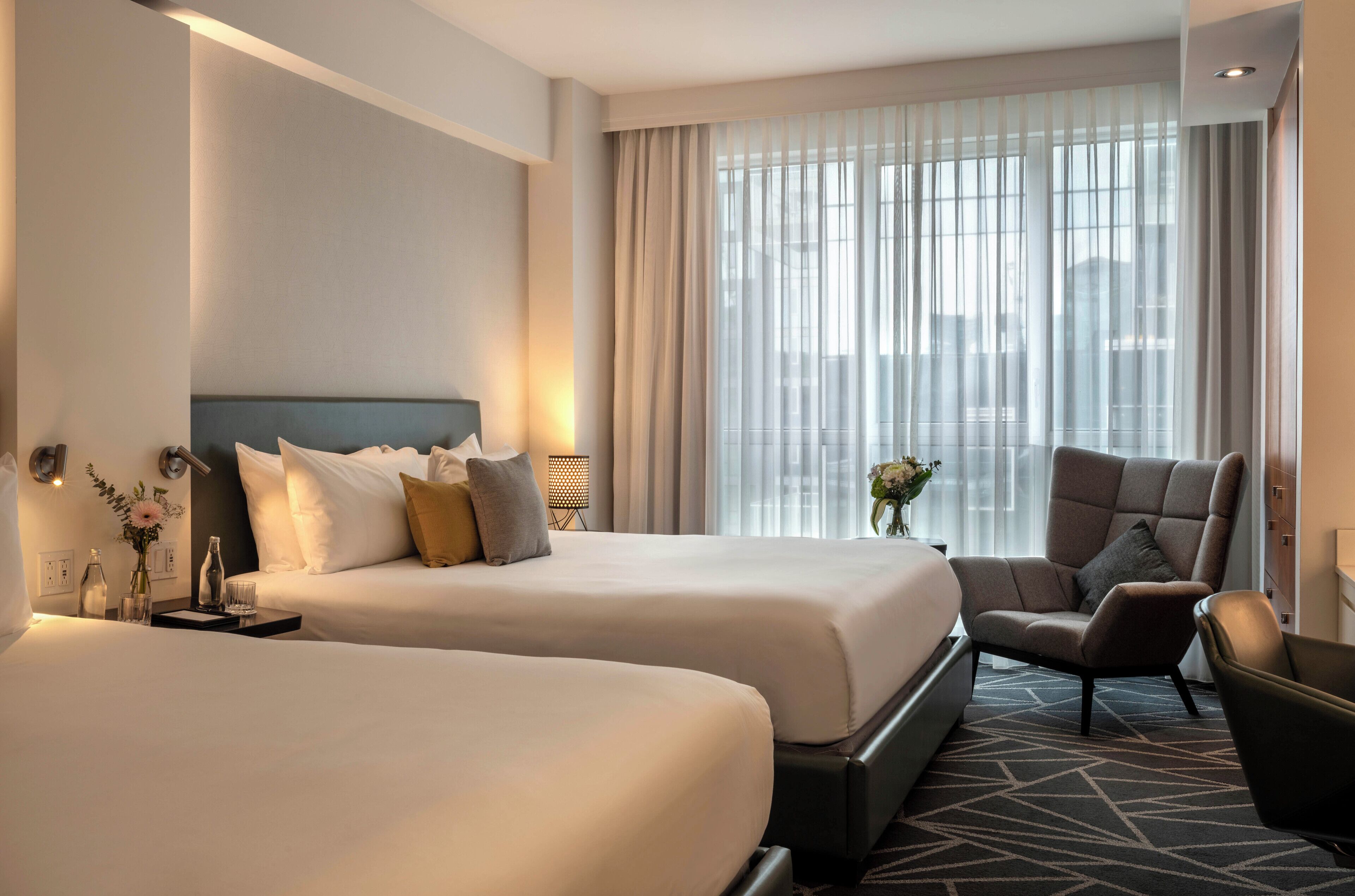 Single Room | Premium bedding, pillow-top beds, minibar, in-room safe