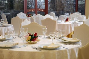 Mittagessen und Abendessen