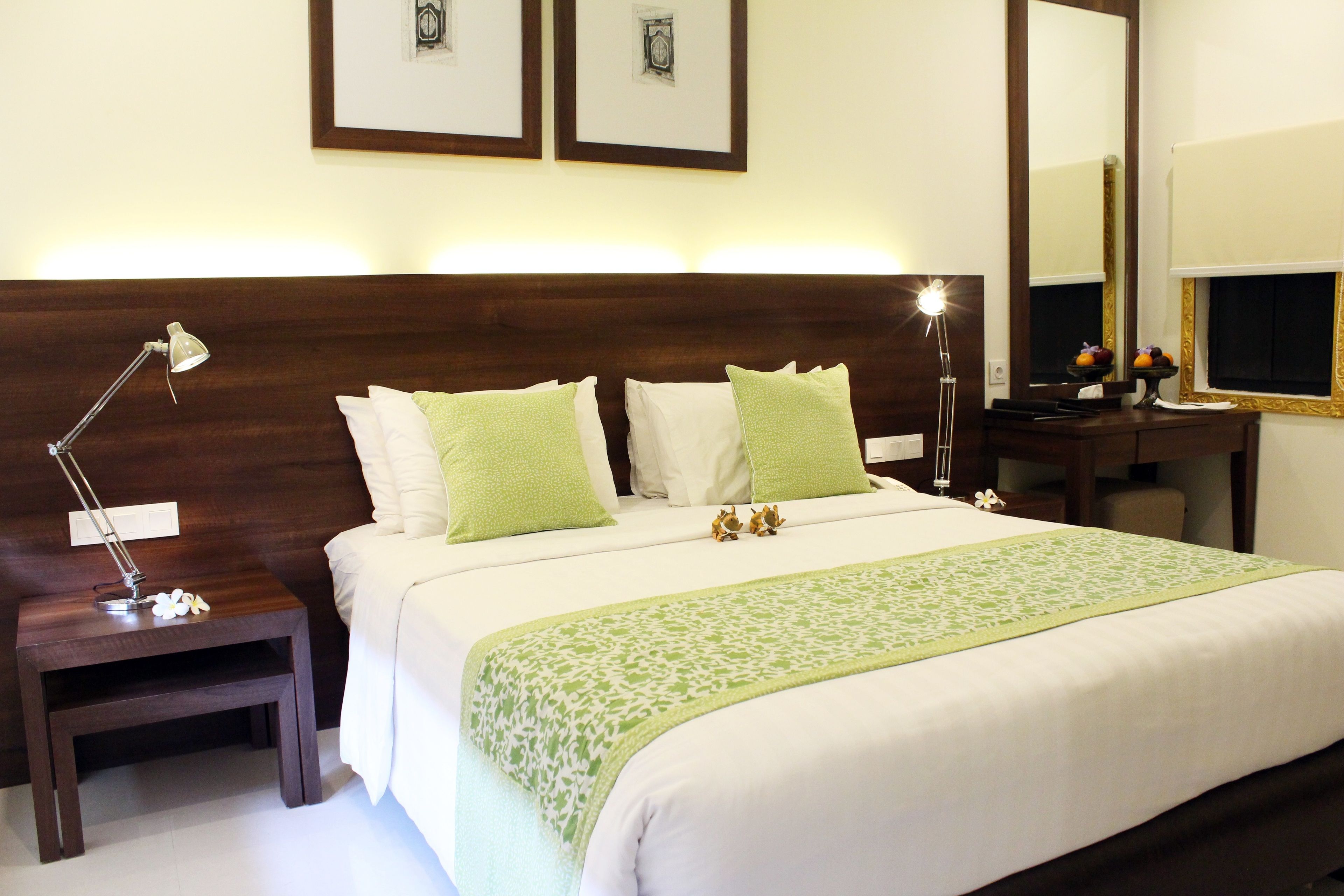standard room | premium bedding, minibar, in-room safe, free wifi