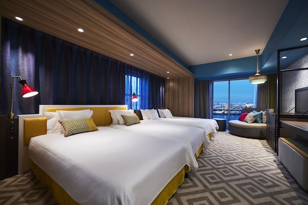 Carib Deluxe Corner Room 4 people- Non-Smoking