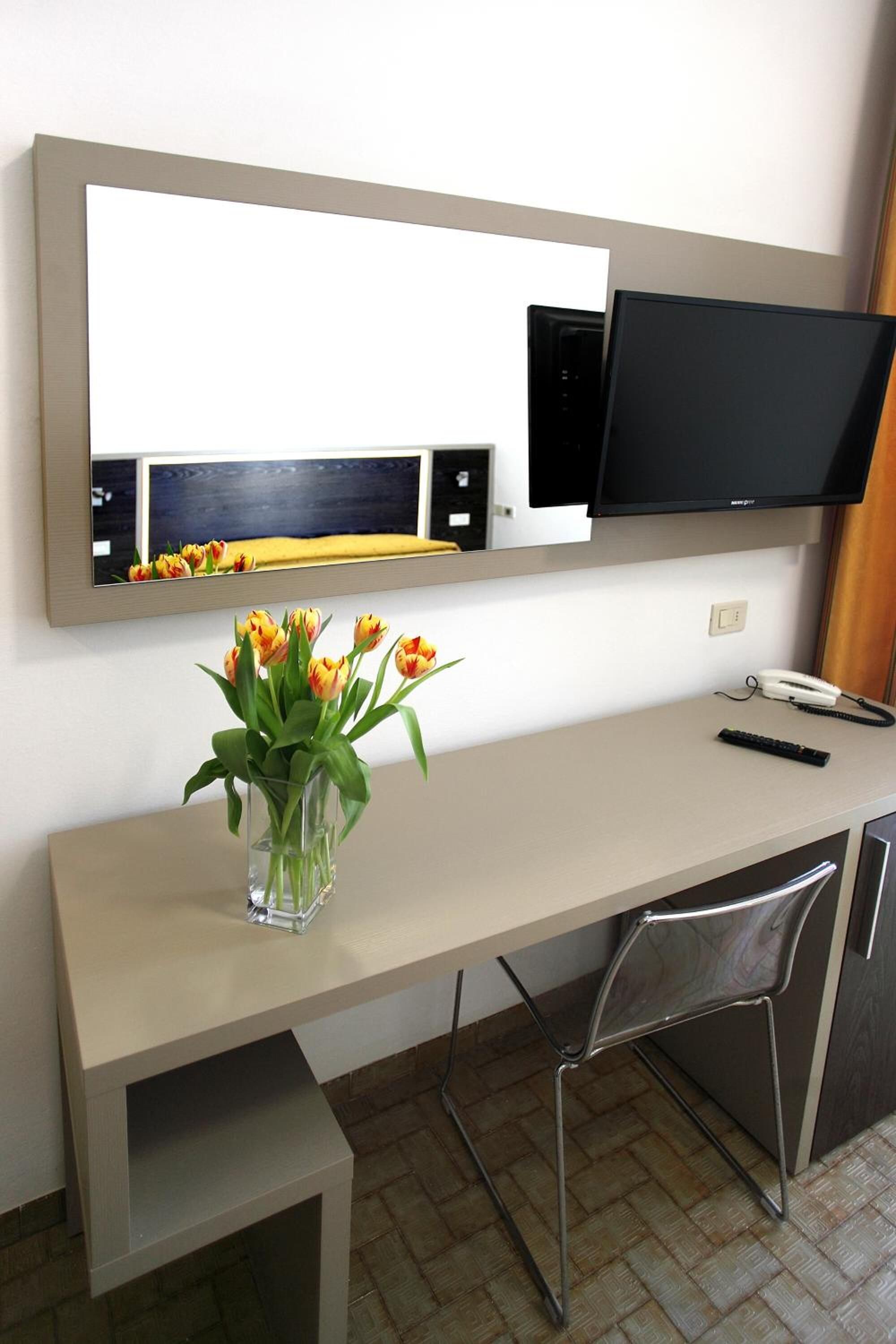 in-room safe, desk, iron/ironing board, free wifi