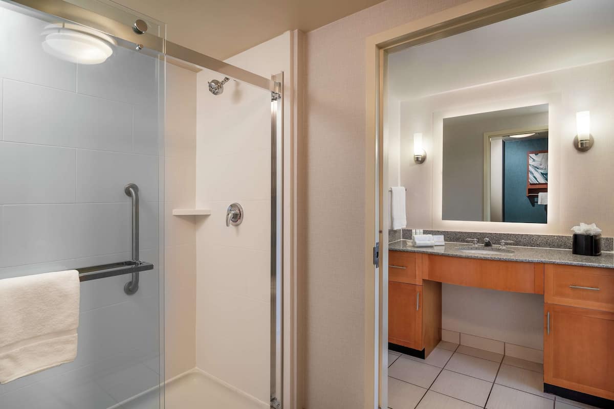 Shower kamar mandi