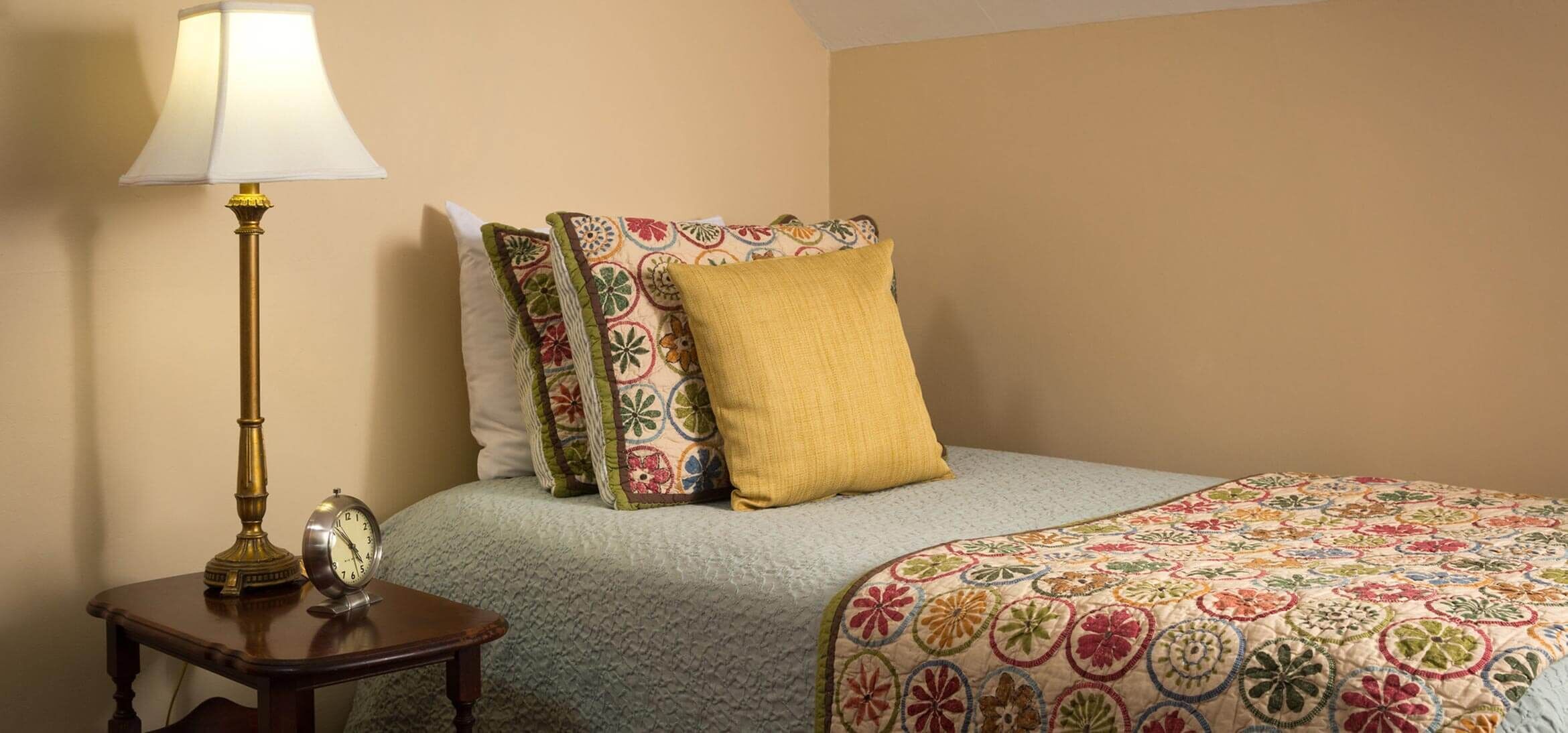 クラシッ ク ルーム | 客室ごとに異なる装飾、客室ごとに異なるインテリア、デスク、ノートパソコン用作業スペース