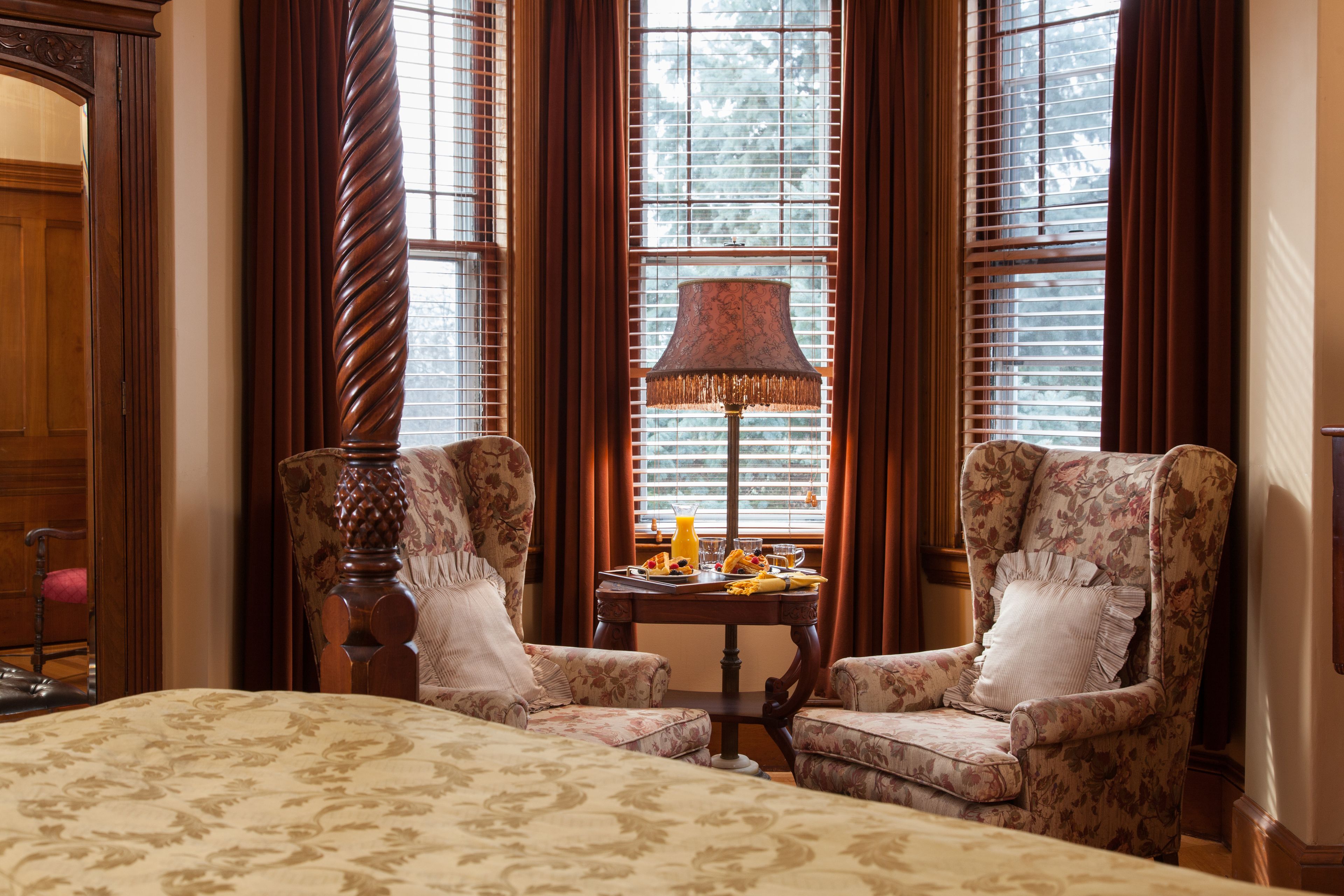 Superior Double Room, 1 Bedroom | Individually decorated, individually furnished, desk, laptop workspace