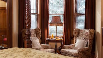 Superior Double Room, 1 Bedroom | Individually decorated, individually furnished, desk, laptop workspace