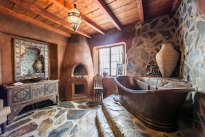 House (Orchard) | Bathroom