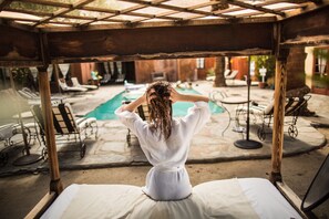 2 outdoor pools - Korakia Pensione (Palm Springs)