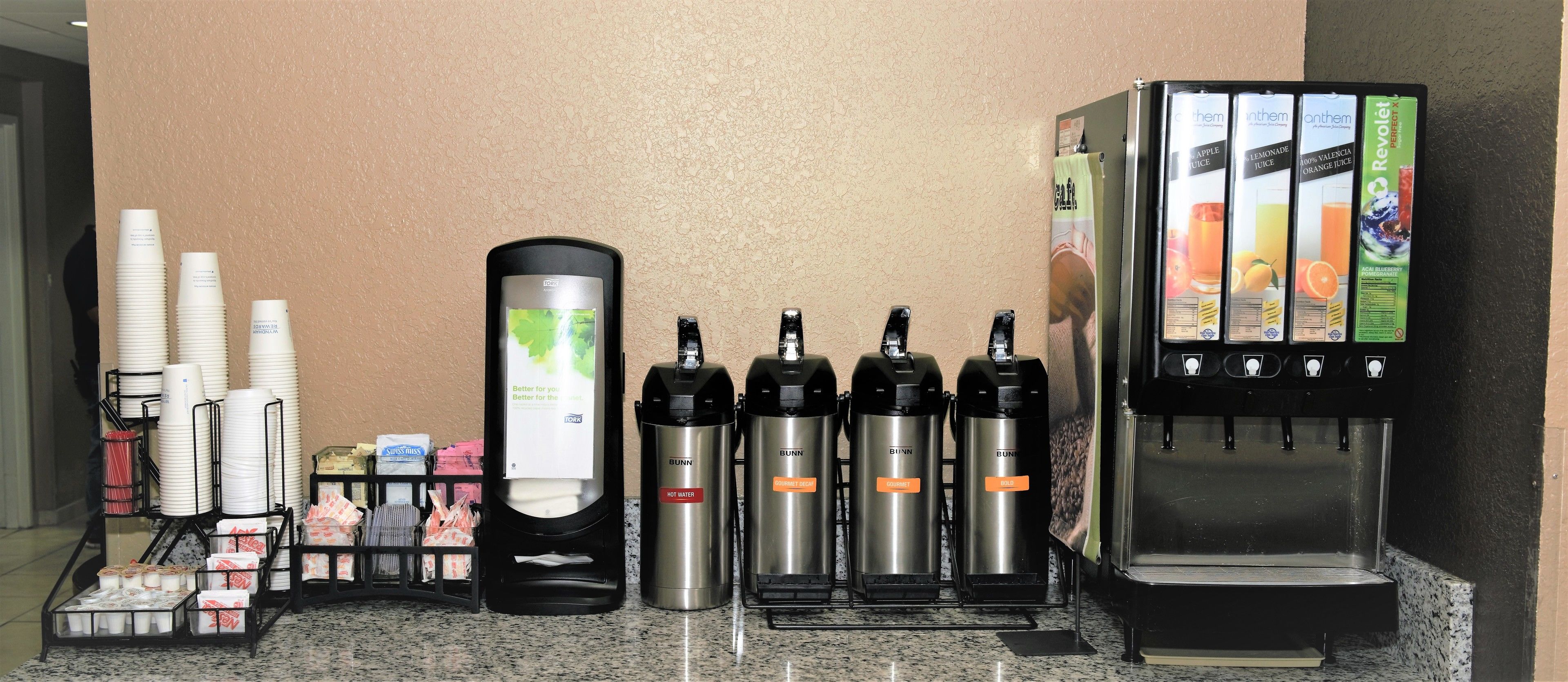 free daily full breakfast