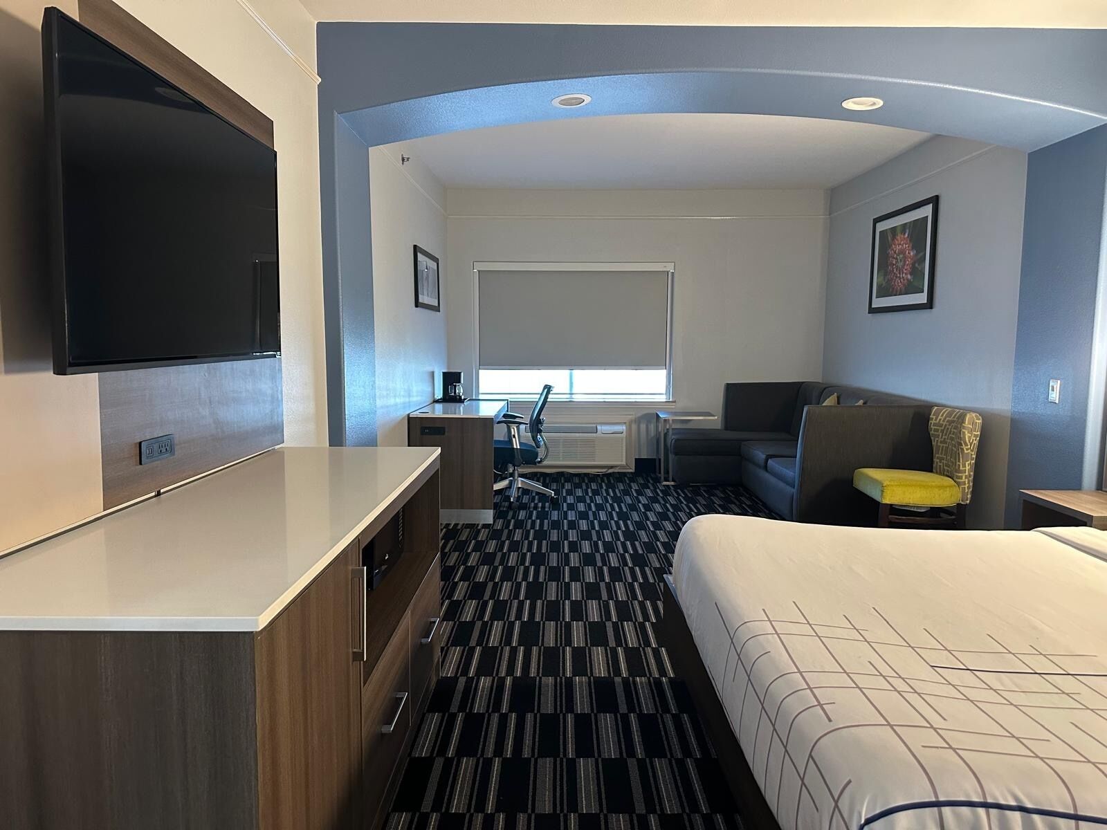 Suite Studio, 1 très grand lit, non-fumeurs | Matelas Tempur-Pedic, coffres-forts dans les chambres, bureau