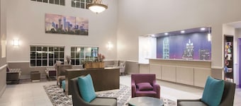 La Quinta Inn & Suites by Wyndham Mansfield TX