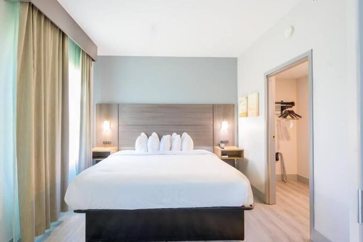 Desk, iron/ironing board, free WiFi, bed sheets