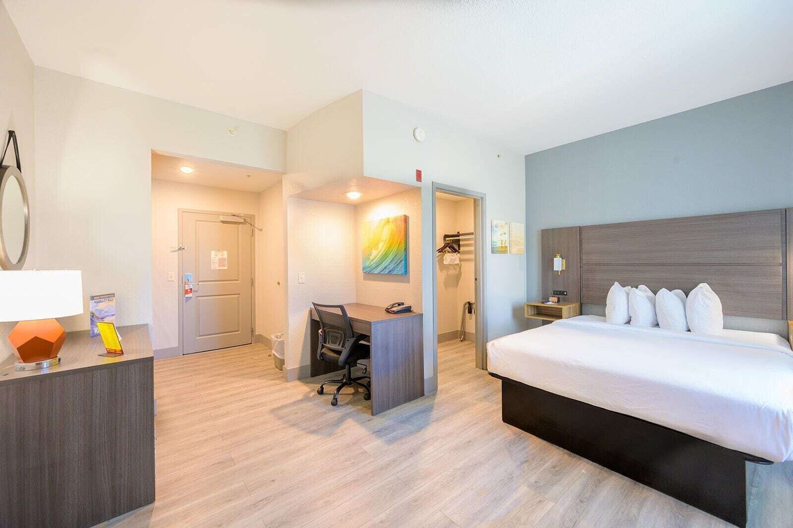 Desk, iron/ironing board, free WiFi, bed sheets