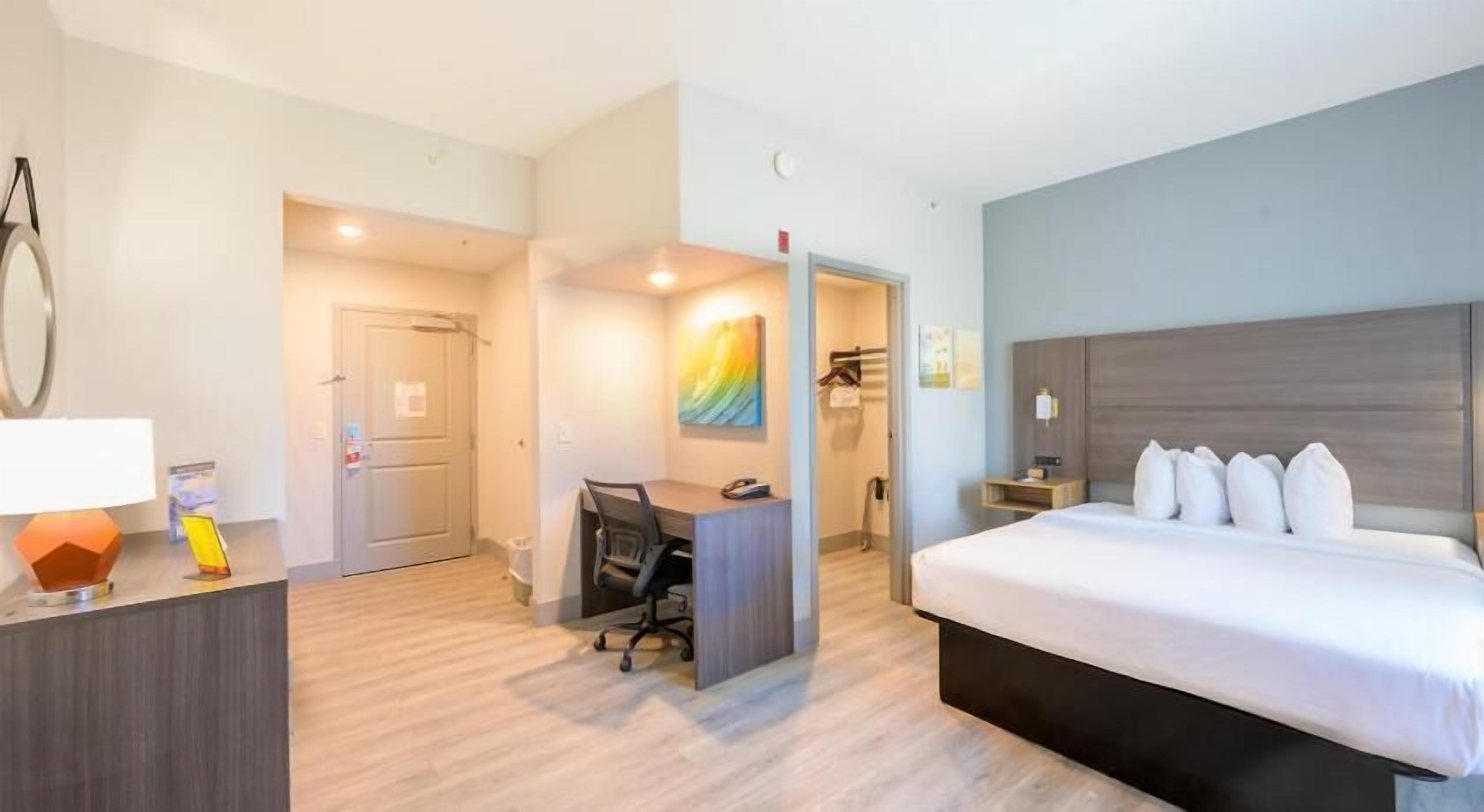 Desk, iron/ironing board, free WiFi, bed sheets