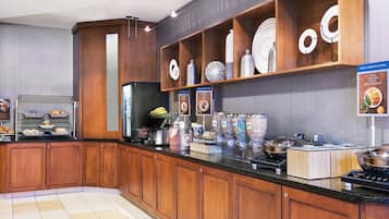 Free daily buffet breakfast