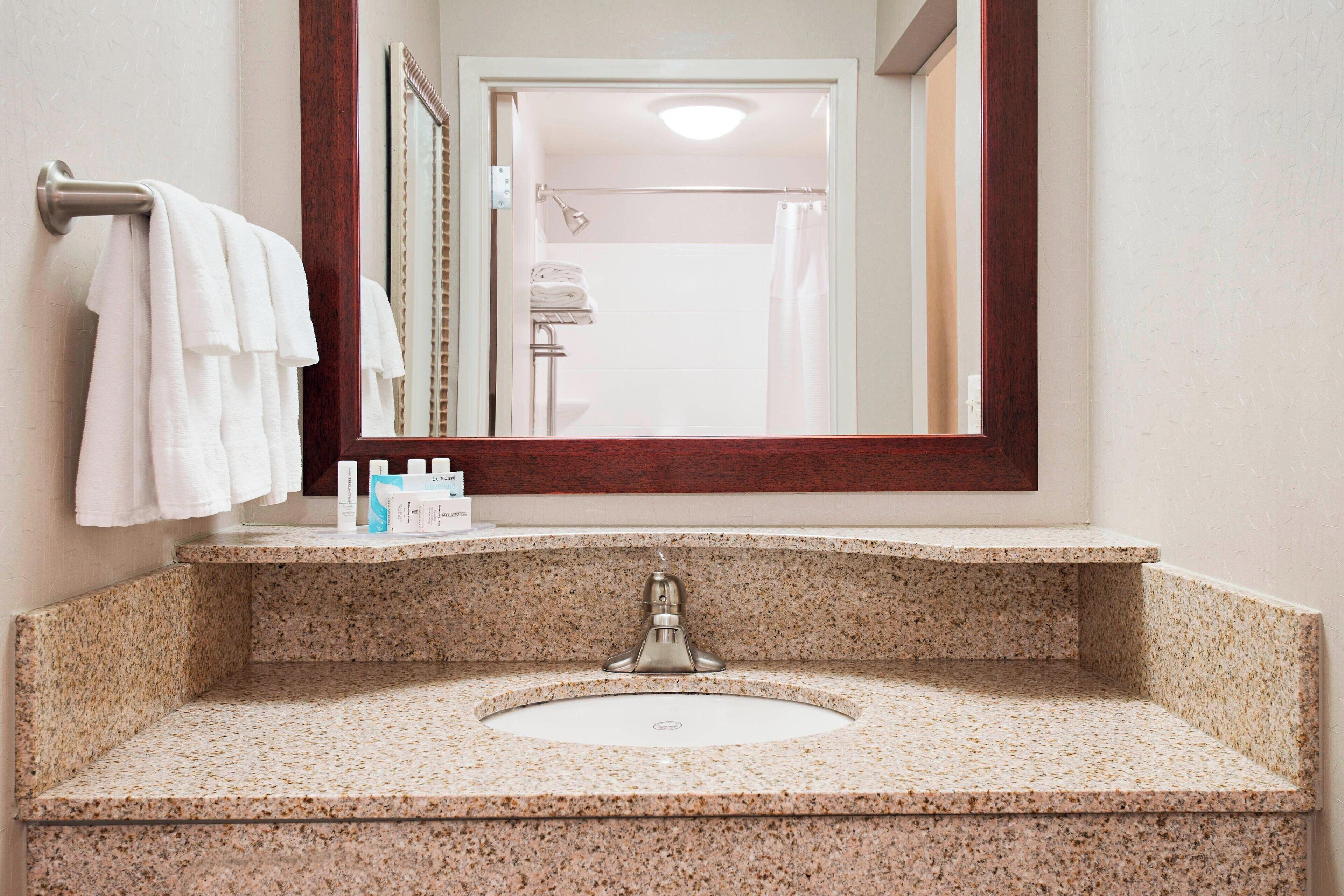 combined shower/bathtub, free toiletries, hair dryer, towels