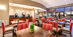 Tägliches inbegriffenes Frühstücksbuffet