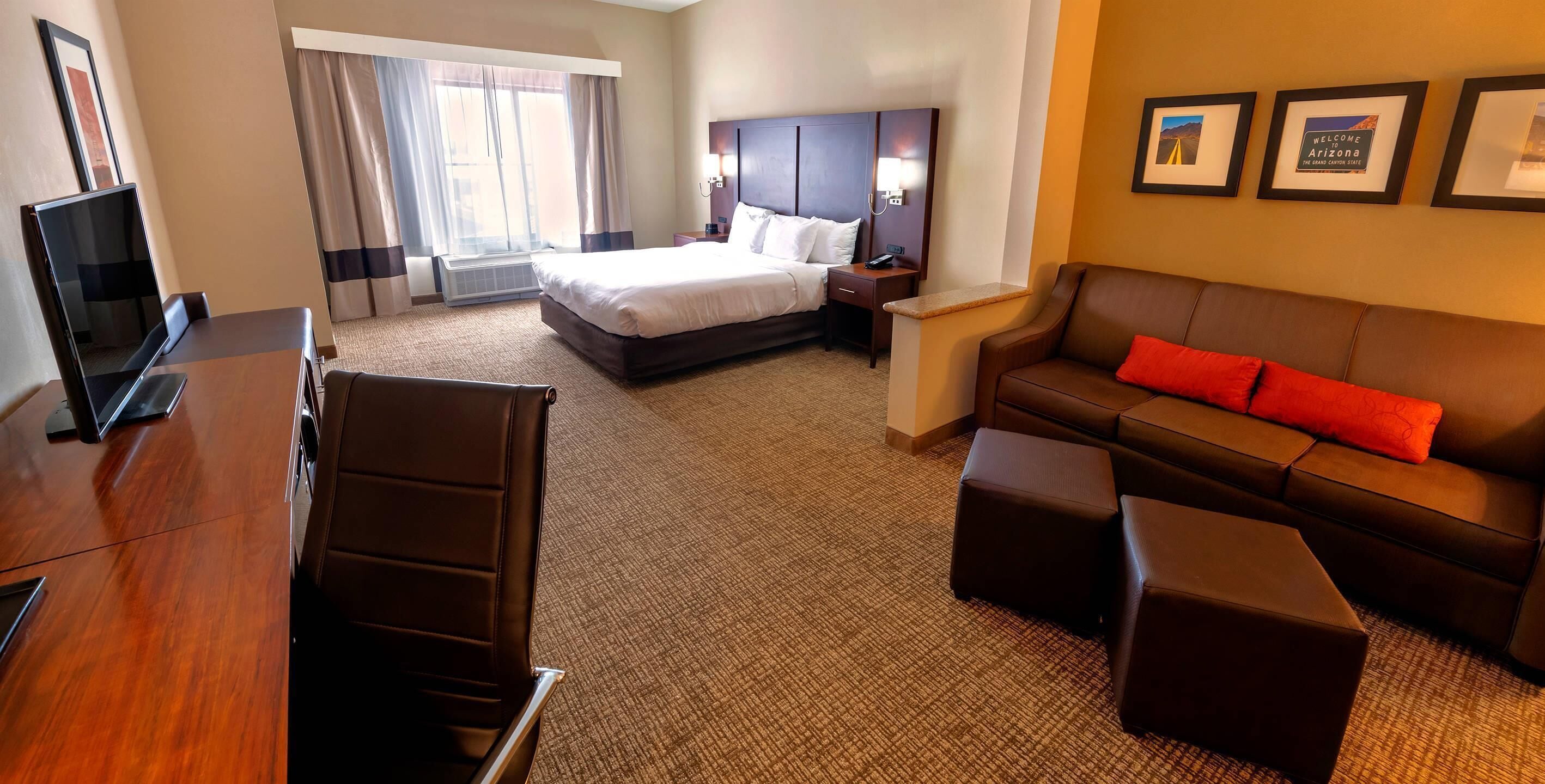 Suite, 1 King Bed with Sofa bed, Accessible, Non Smoking | Premium bedding, in-room safe, desk, laptop workspace