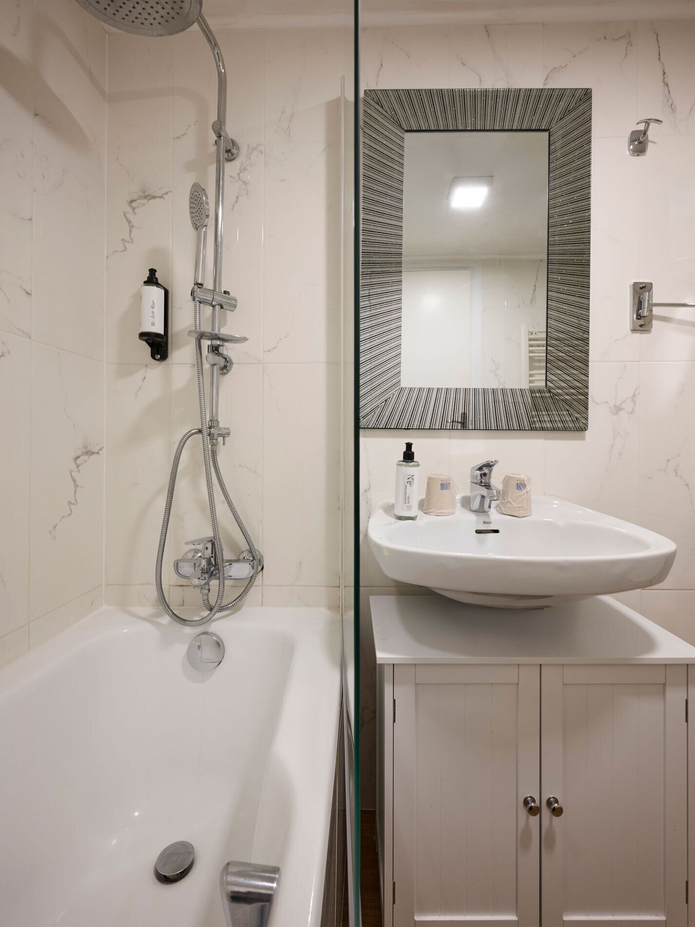 comfort double room, 1 double bed | bathroom | free toiletries, hair dryer, towels