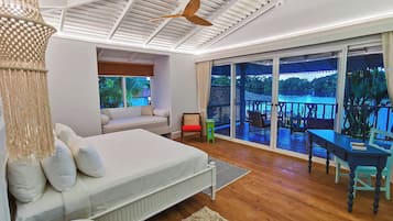 Miss Evelyn Balcony Suites | 1 dormitorio, ropa de cama de alta calidad, edredones de plumas